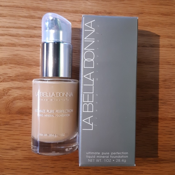 la bella donna liquid foundation